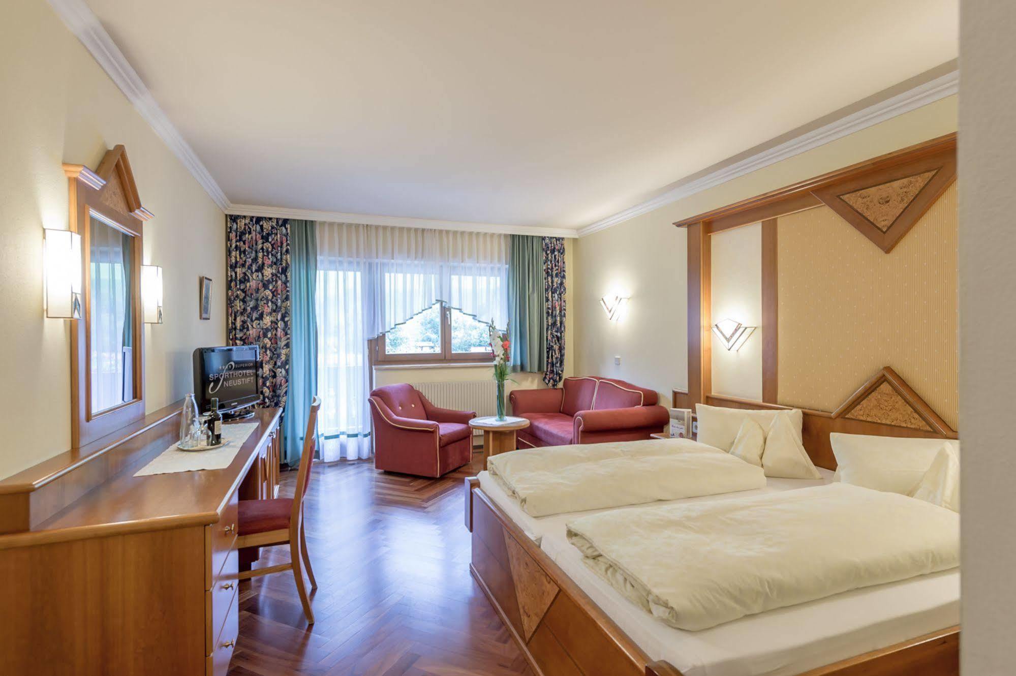 Sporthotel Neustift Neustift im Stubaital Ngoại thất bức ảnh